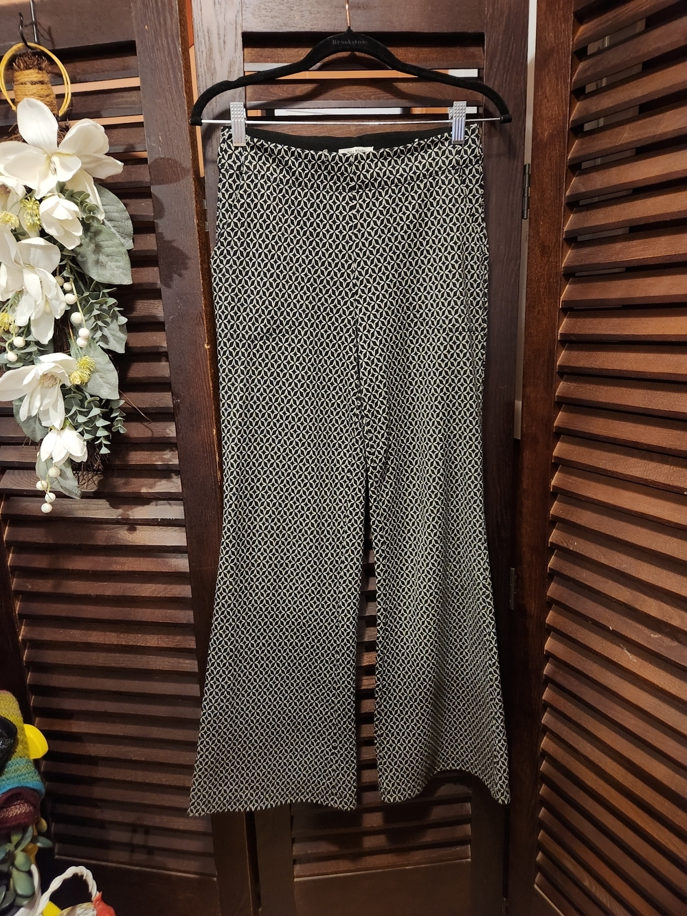 Max Studio Black & Cream Geometric Flare-Leg Pants